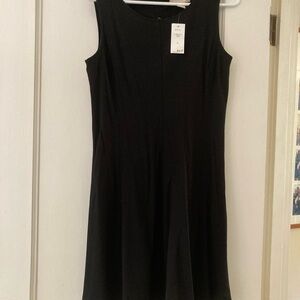 Banana Republic black dress, Size 8, just above the knee NEVER WORN